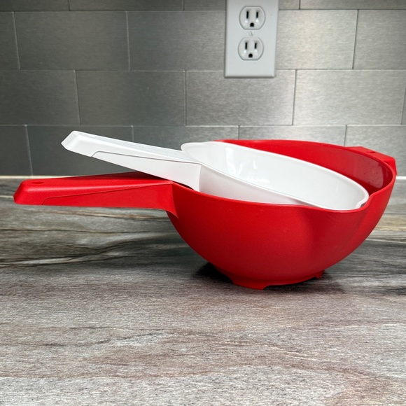 Tupperware Strainer Bundle - Picture 2 of 6